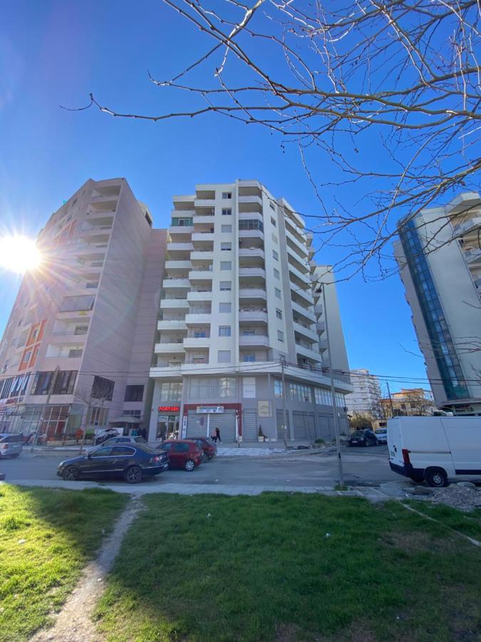 Gus Apartament Vlorë Extérieur photo